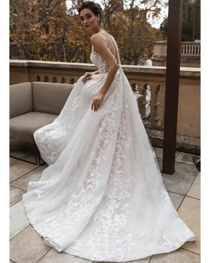 2020 Chic Lace Tulle Wedding Dresses V-Neck Appliqued A-line Bridal Gowns Sheer Back