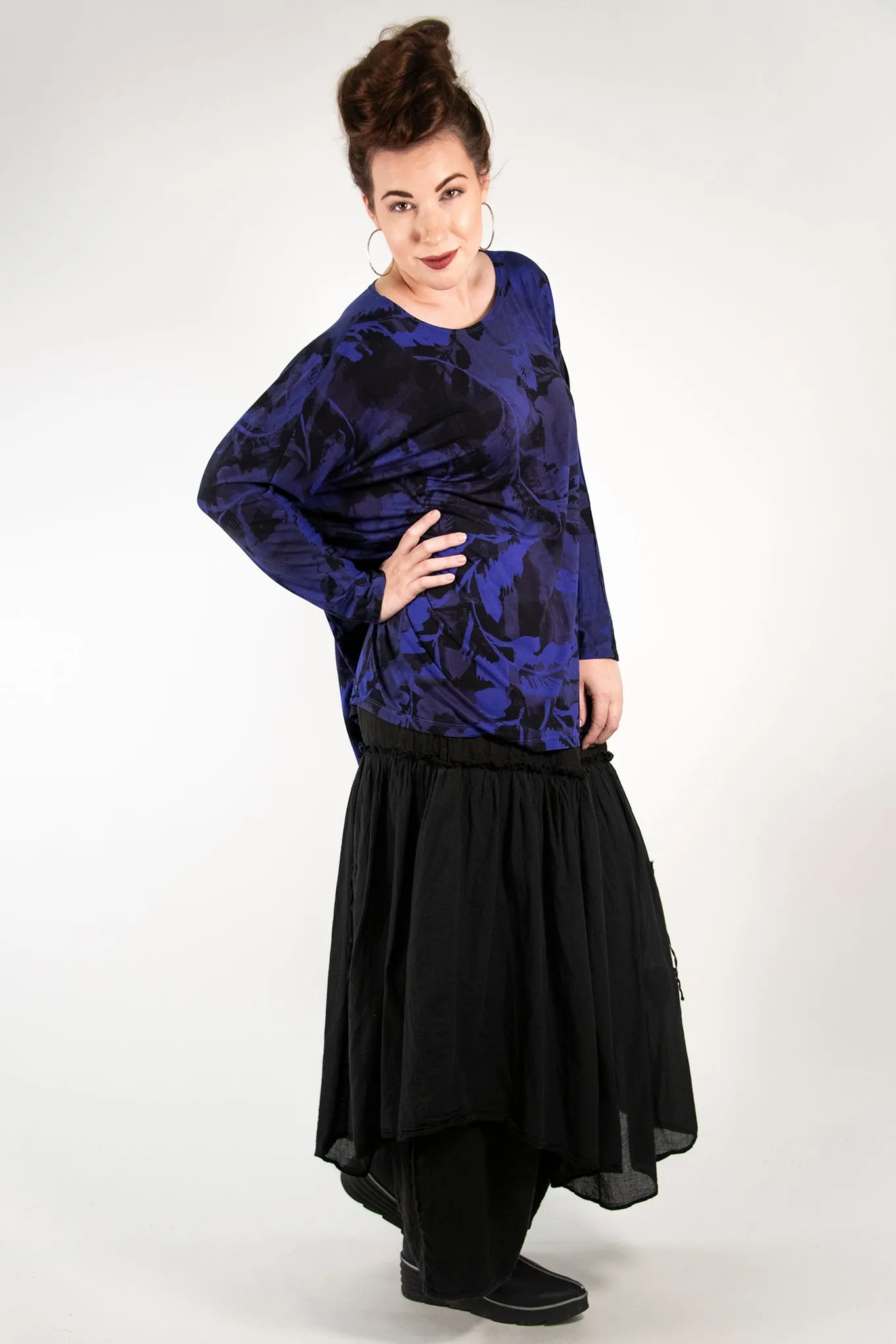 2218 Mariposa Square Top Blue Spectrum Overdye