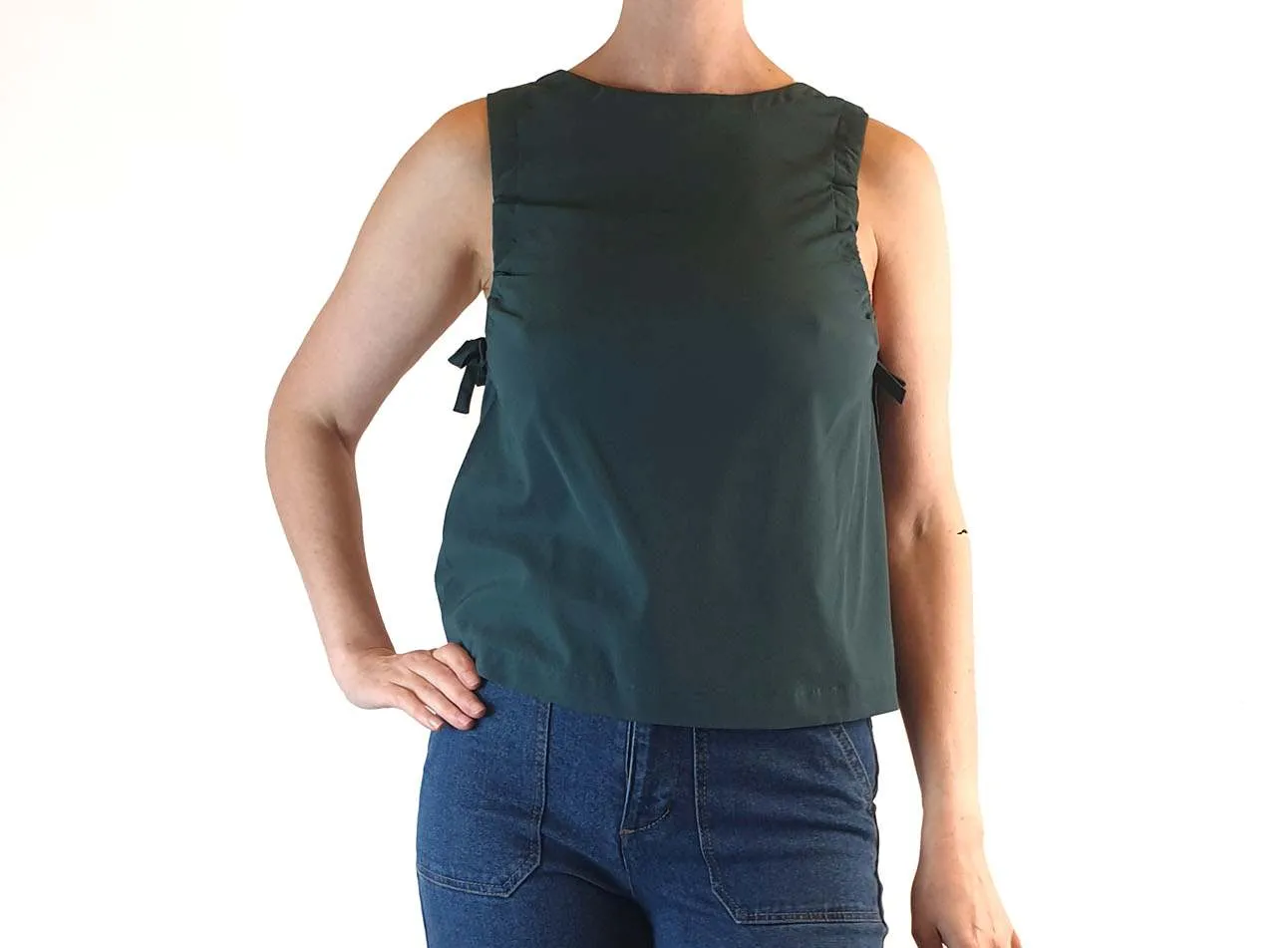 Alpha 60 preloved dark teal blue cropped sleeveless top size XXS (best fits size 6)