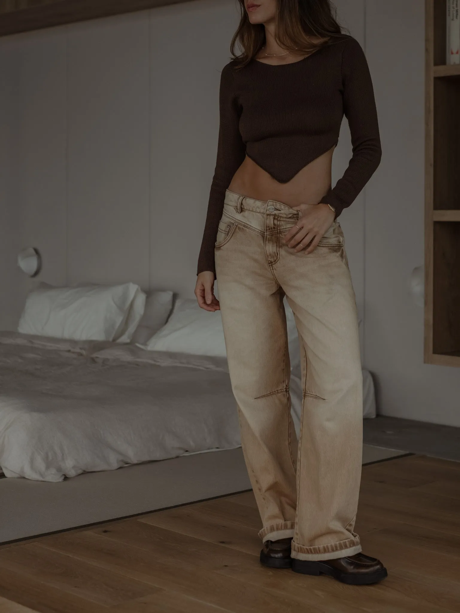 BACKLESS LONG SLEEVE TOP - ESPRESSO