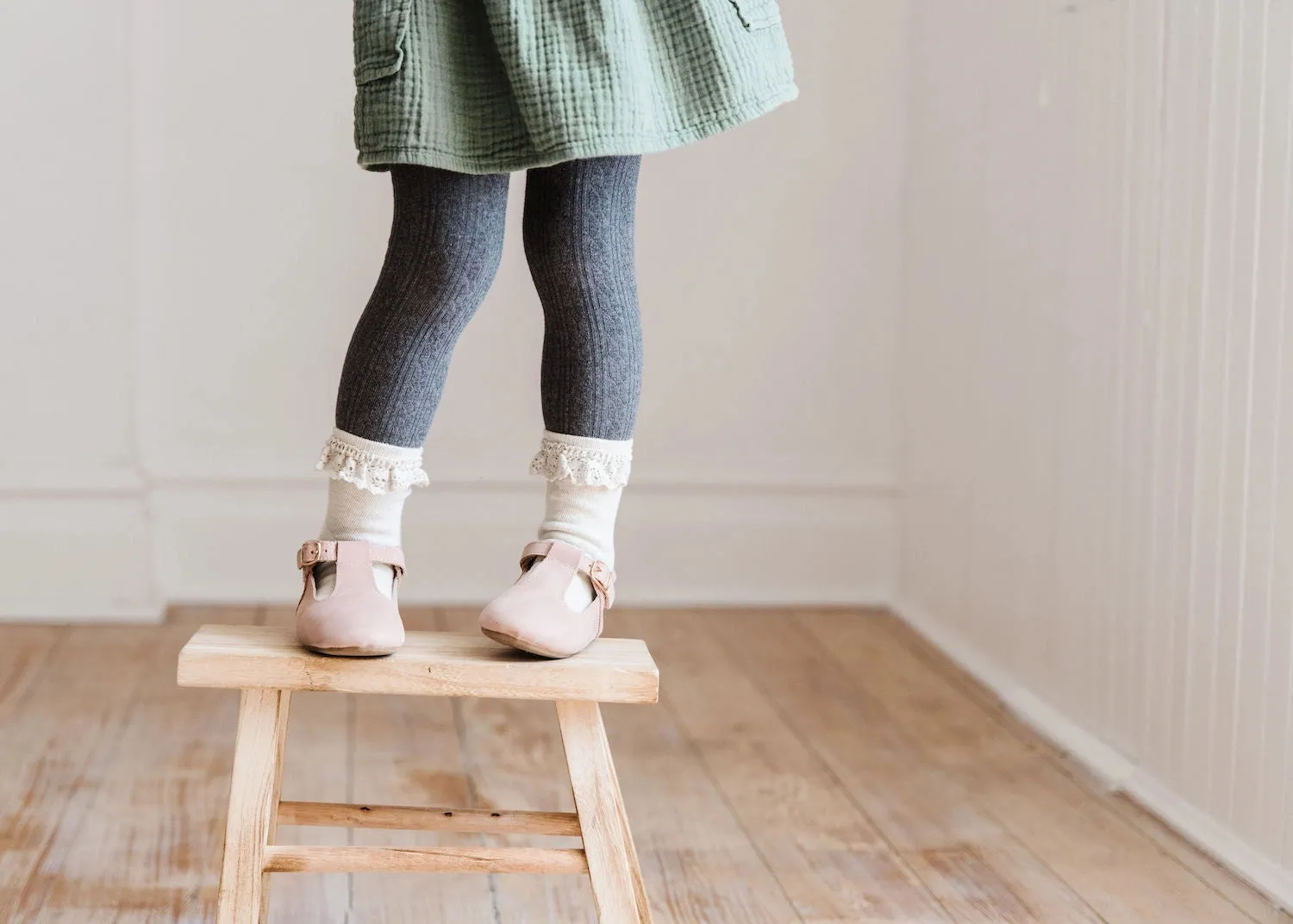 Charcoal Cable Knit Tights