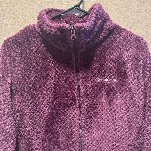 Columbia Women's Purple Fleece Jacket size M