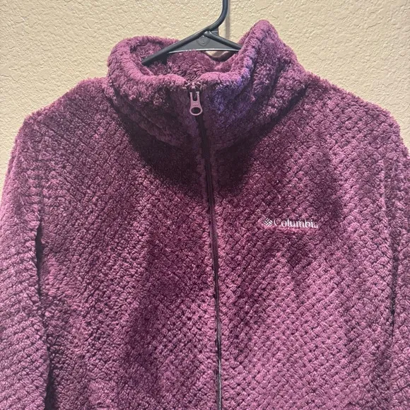Columbia Women's Purple Fleece Jacket size M