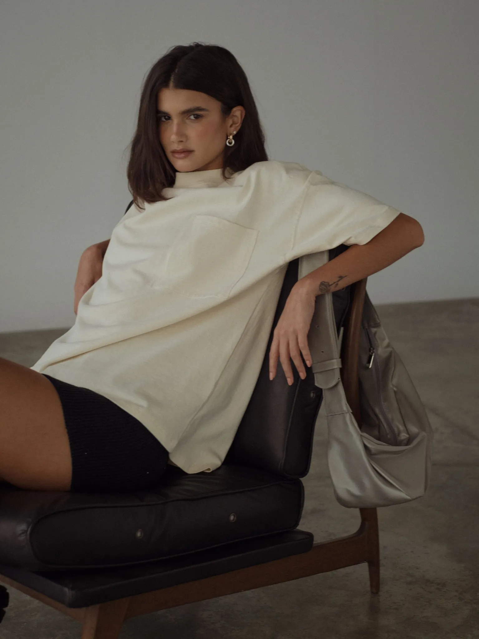 COTTON POCKET T-SHIRT - CREAMY