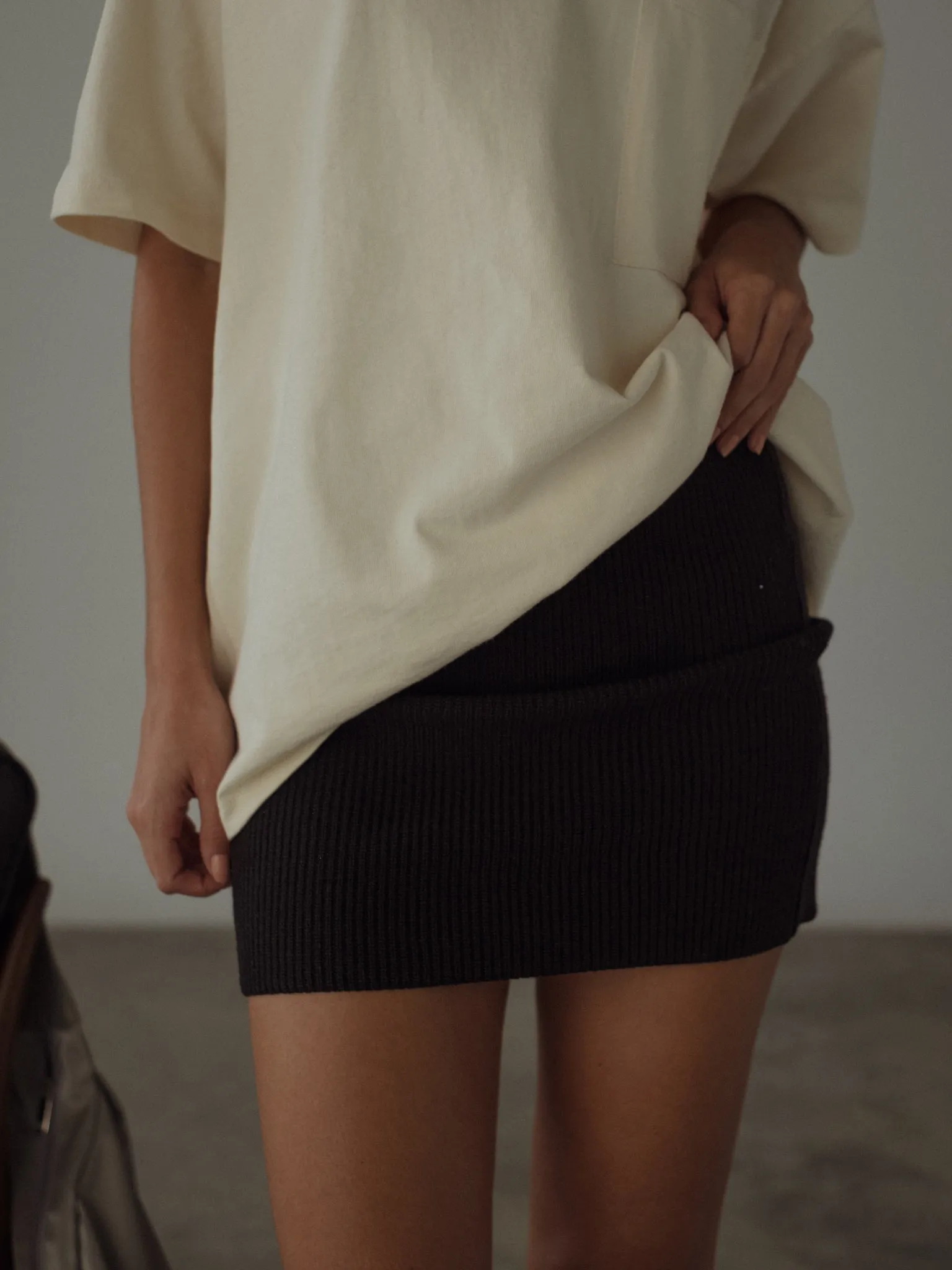 COTTON POCKET T-SHIRT - CREAMY
