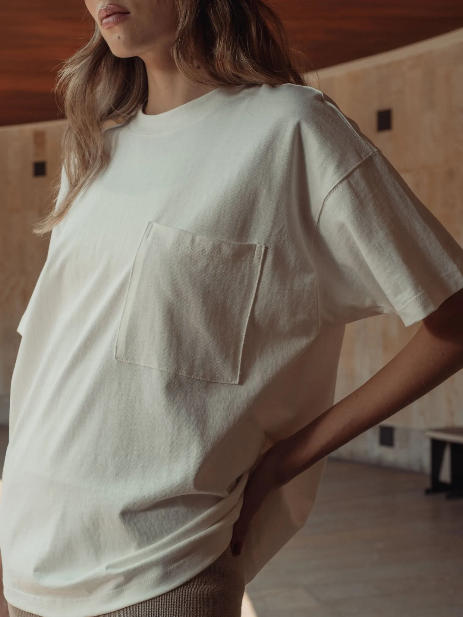 COTTON POCKET T-SHIRT - CREAMY