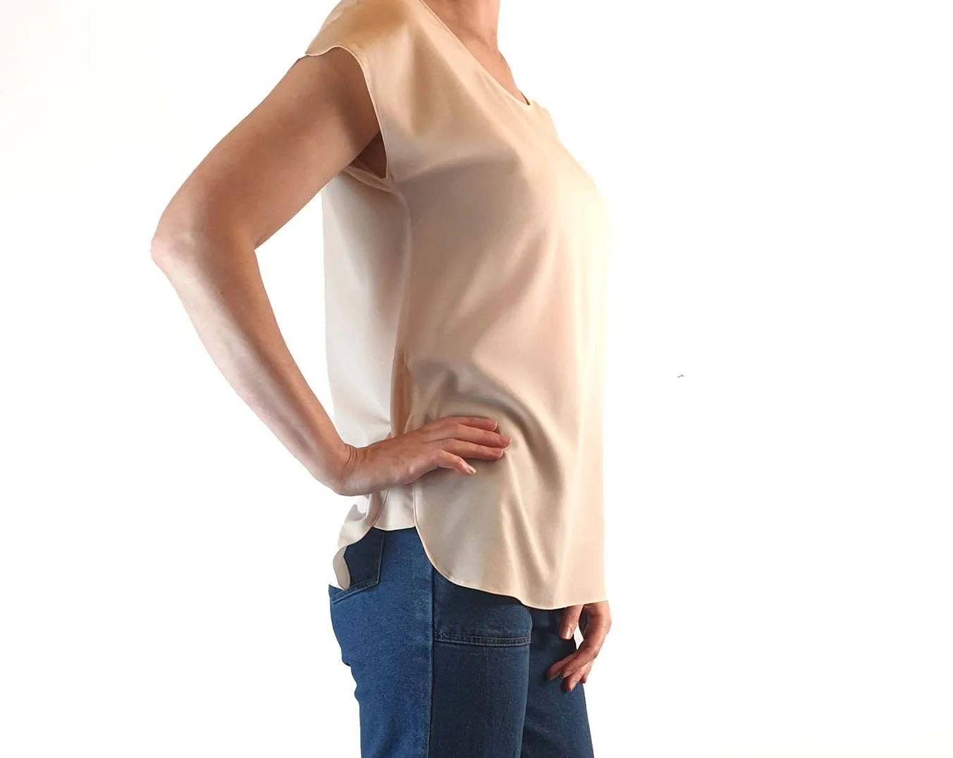Elk preloved pink semi-sheer top with cap sleeves size XS (best fits size