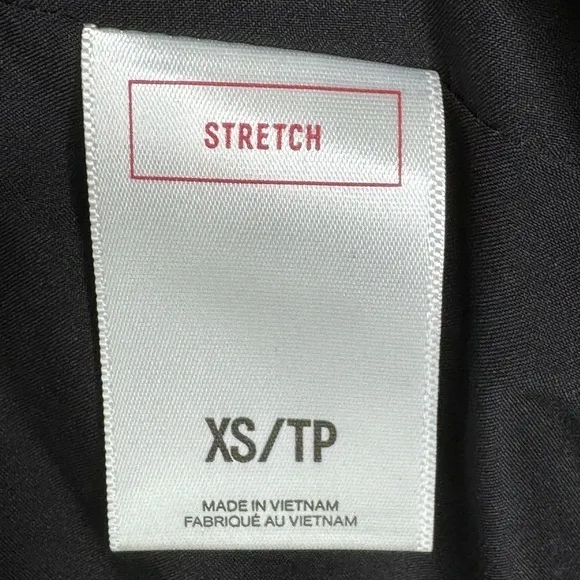 Express Black Button-Front Bouclé Blazer - Classic Sophistication and Chic Style