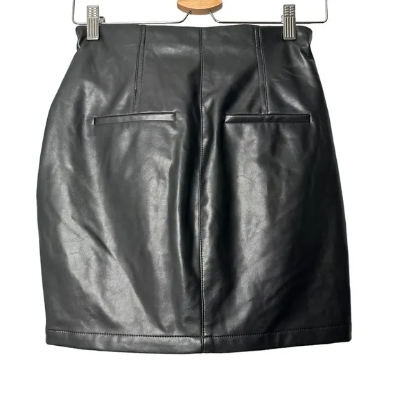 Express Faux Leather Belted Mini Skirt in Pitch Black NEW
