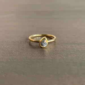 Fancy Grey Diamond Teardrop Offset Ring