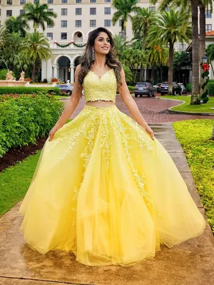 Floor-Length Two Piece Yellow Lace Prom Dresses A-Line Tulle  V-neck Sleeveless