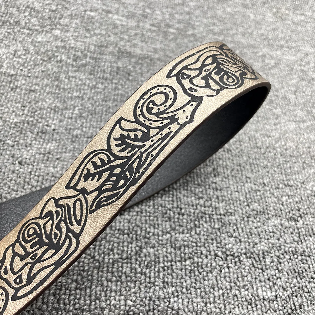 Gothic Romance Belt with Red Heart and Intricate Floral Engraving