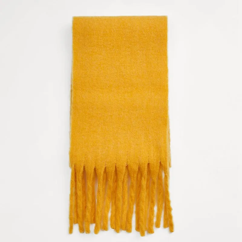 Gwyneth Fringed Thick Scarf