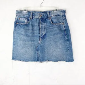 [H&amp;M] Classic Frayed Cutoff Jean Skirt