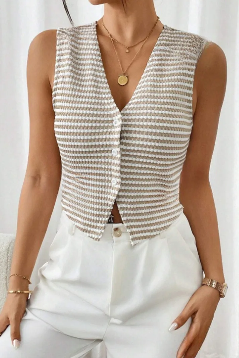 HTZ1112 Textured Button-Front Vest Top