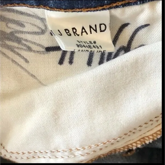 J Brand Landslide Denim Jeans Size 25 NWOT Mid Rise
