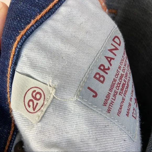 J Brand Pencil Leg Ripped Knee Jeans 26