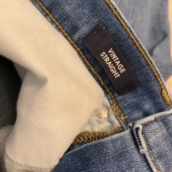 J. Crew Vintage Straight blue distressed jeans. Size 24 . Style J9758