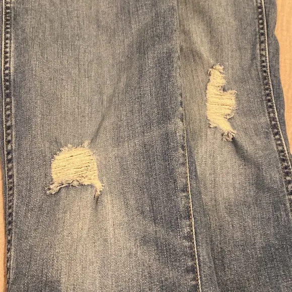 J. Crew Vintage Straight blue distressed jeans. Size 24 . Style J9758