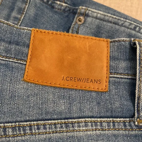 J. Crew Vintage Straight blue distressed jeans. Size 24 . Style J9758