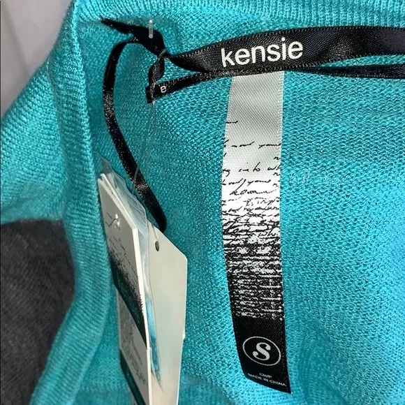 Kensie cropped knit Cardigan sweater