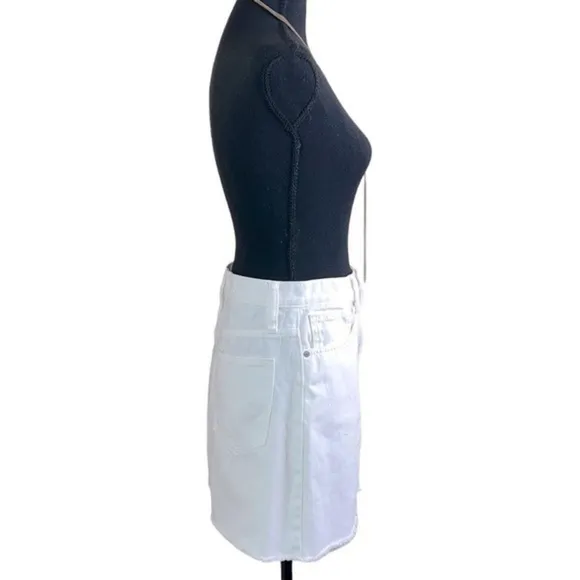 Madewell Rigid Denim A-Line Mini Skirt in Tile White: Button-Front Edition 26
