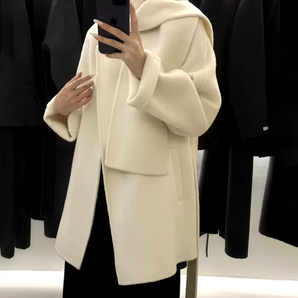 Maian | Cashmere Wool Coat with Scarf