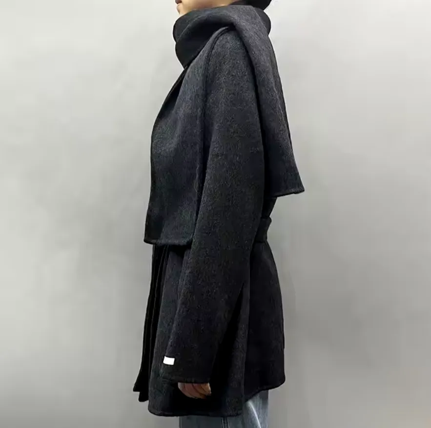 Maian | Cashmere Wool Coat with Scarf