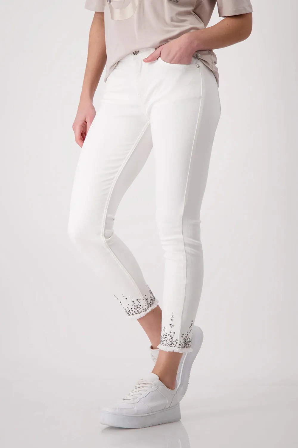 Monari Trendy Jeans with Decorative Hem 408395