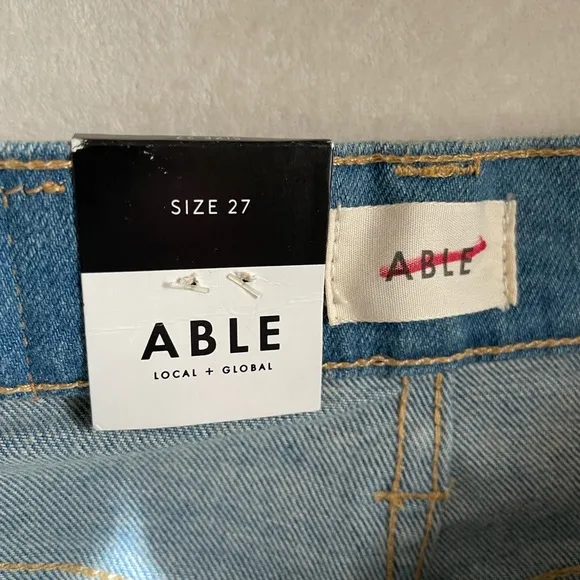 NWT Able High Rise Jeans Size 27 Cindy Wash Color Some Distressed