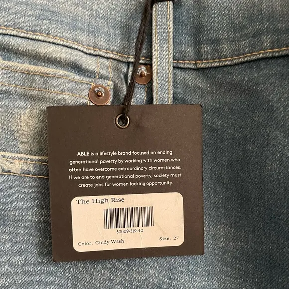 NWT Able High Rise Jeans Size 27 Cindy Wash Color Some Distressed