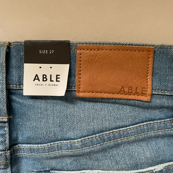 NWT Able High Rise Jeans Size 27 Cindy Wash Color Some Distressed