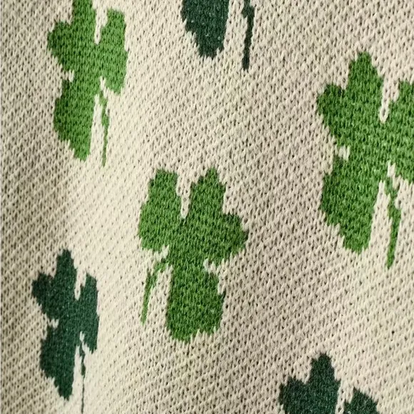 NWT Lucky You ☘️ Sweater