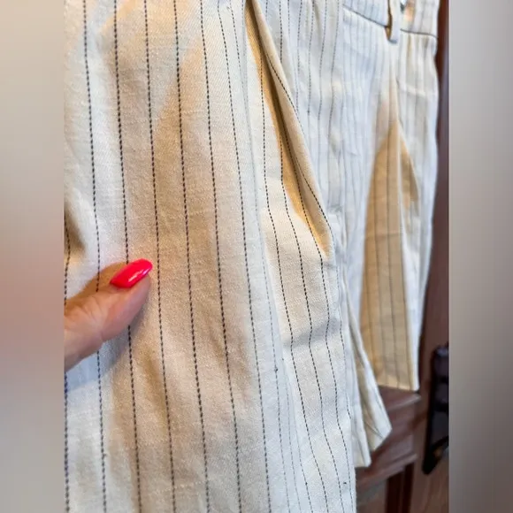 NWT Rails Lena Pinstripe Tailored Short