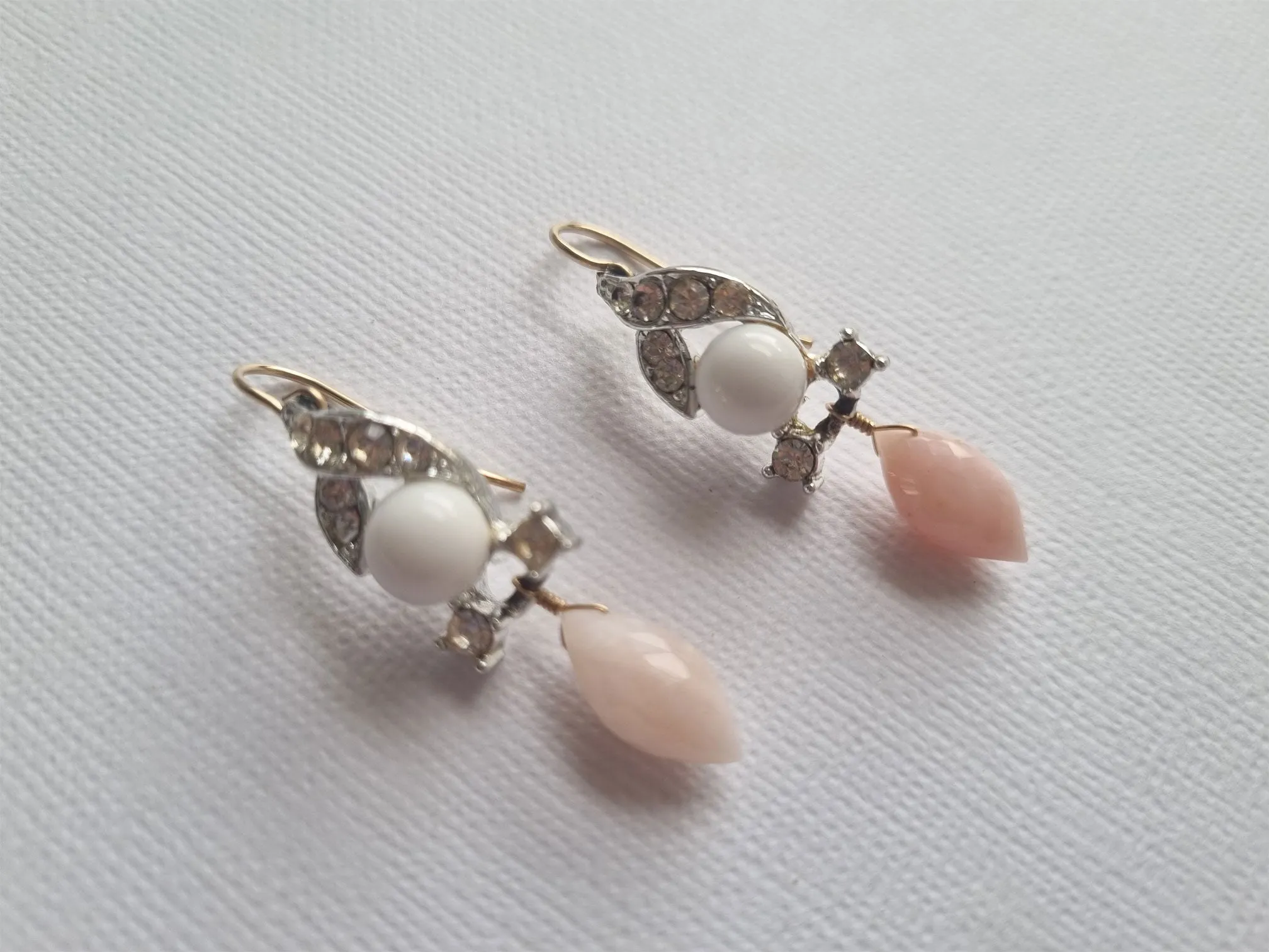 pink tippy toes | rhinestone and pink opal earrings