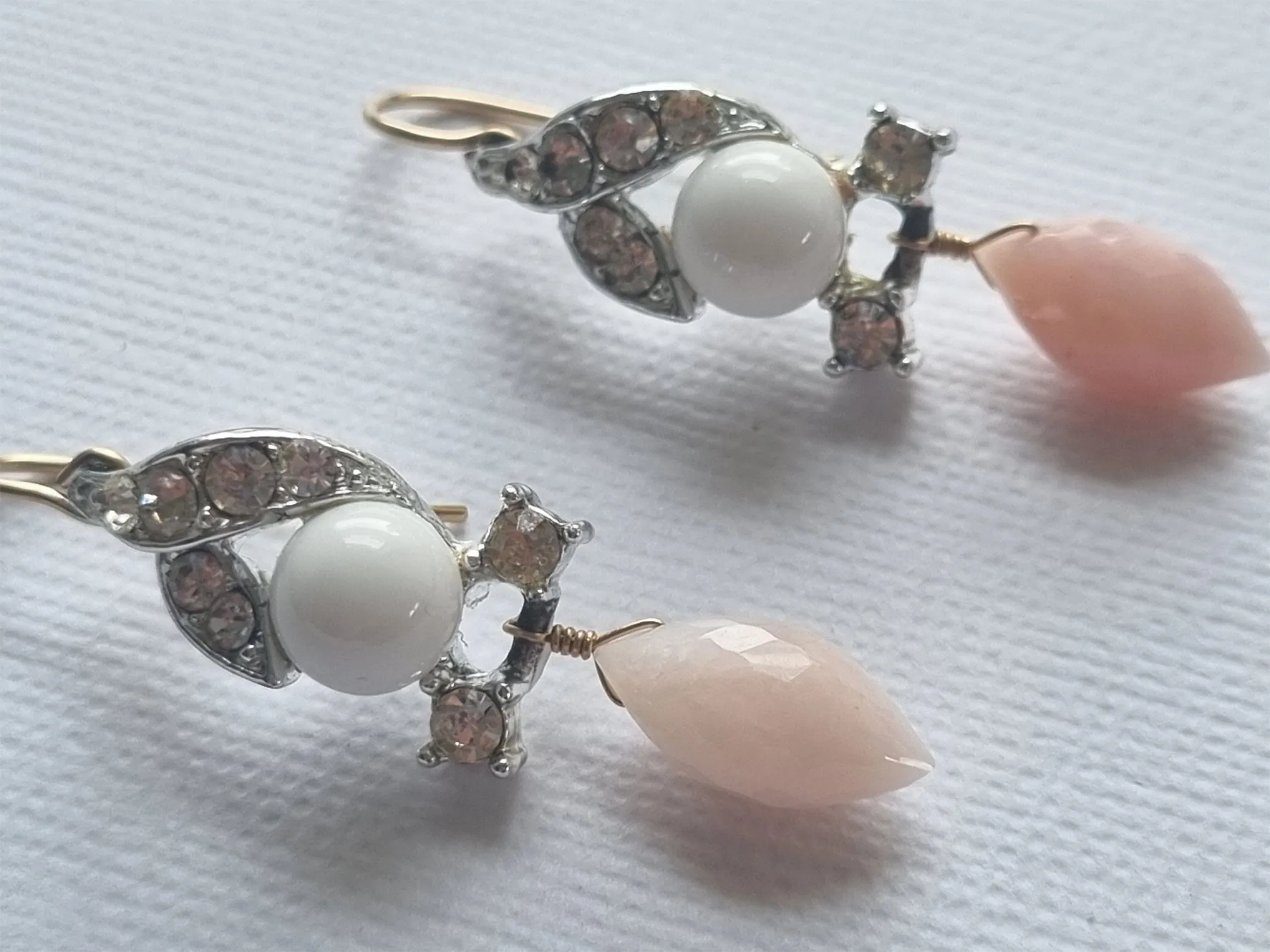 pink tippy toes | rhinestone and pink opal earrings