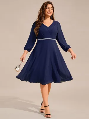 Robe d'invitée de mariage mi-longue grande taille avec chaîne à la taille