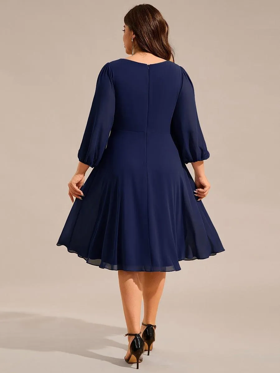 Robe d'invitée de mariage mi-longue grande taille avec chaîne à la taille