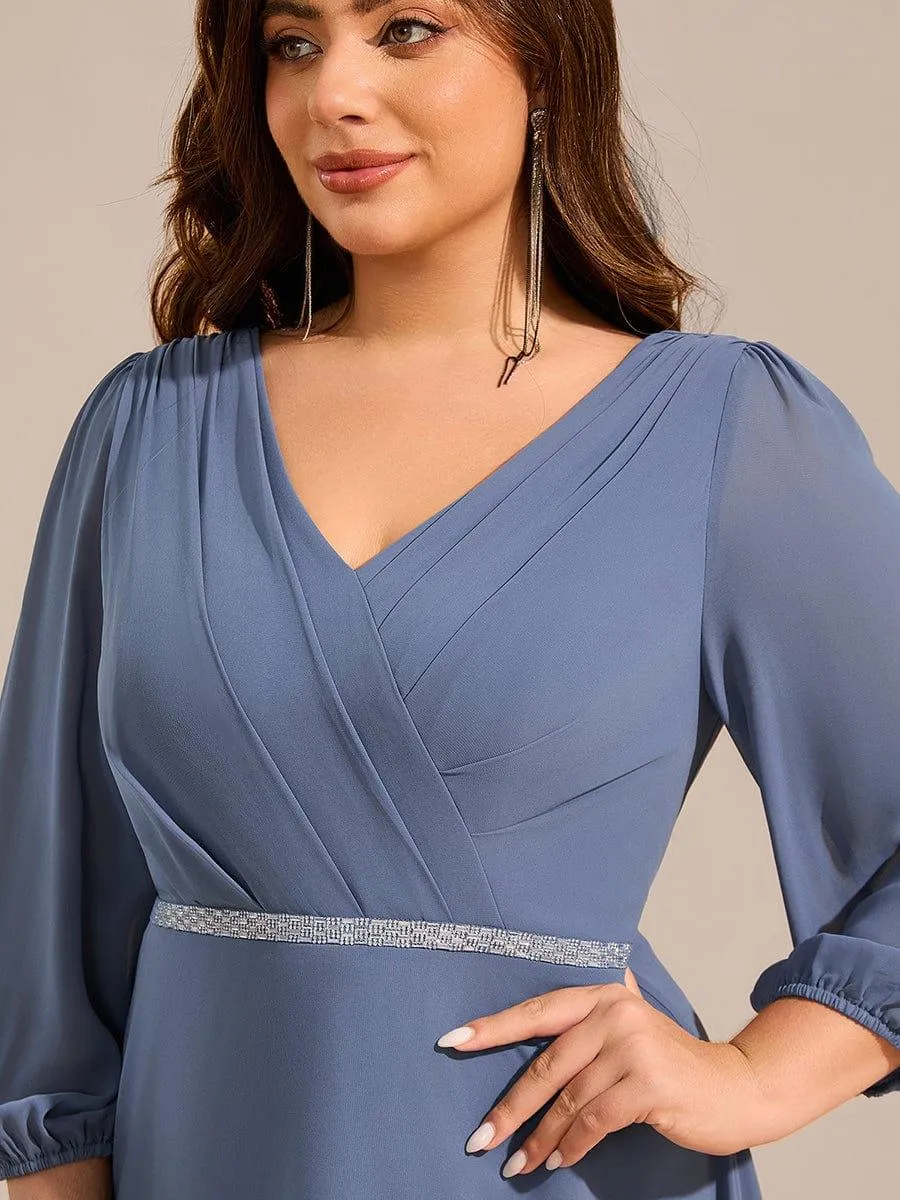 Robe d'invitée de mariage mi-longue grande taille avec chaîne à la taille