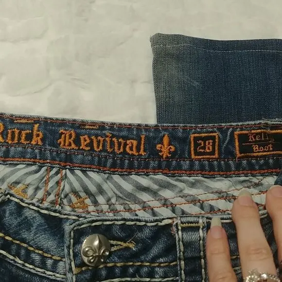 Rock Revival Kelly Bootcut Jeans 28 inseam 30&quot;
