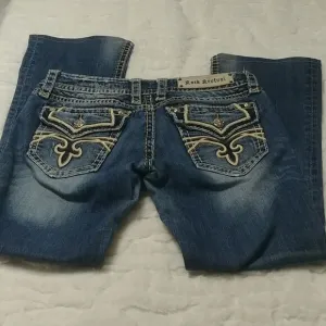 Rock Revival Kelly Bootcut Jeans 28 inseam 30&quot;