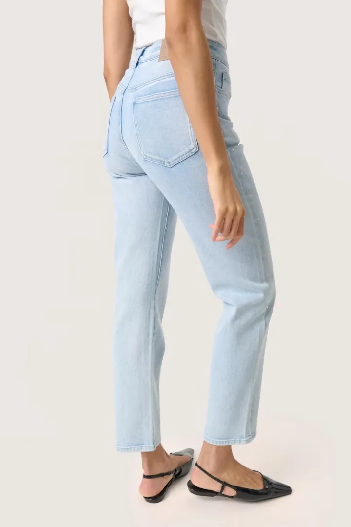 Romy Jeans