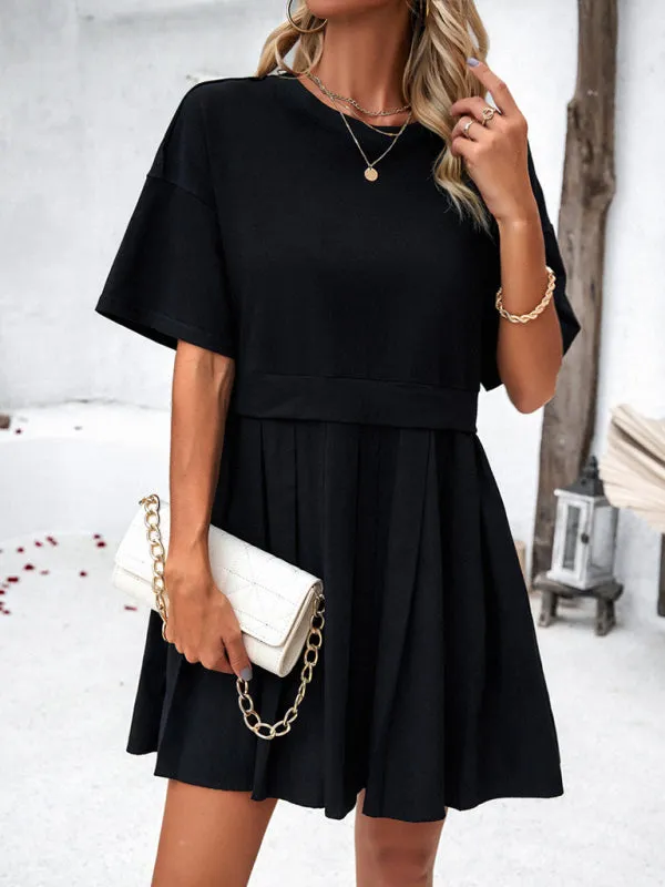 Short-Sleeved Patchwork Dress with Pleated Skirt