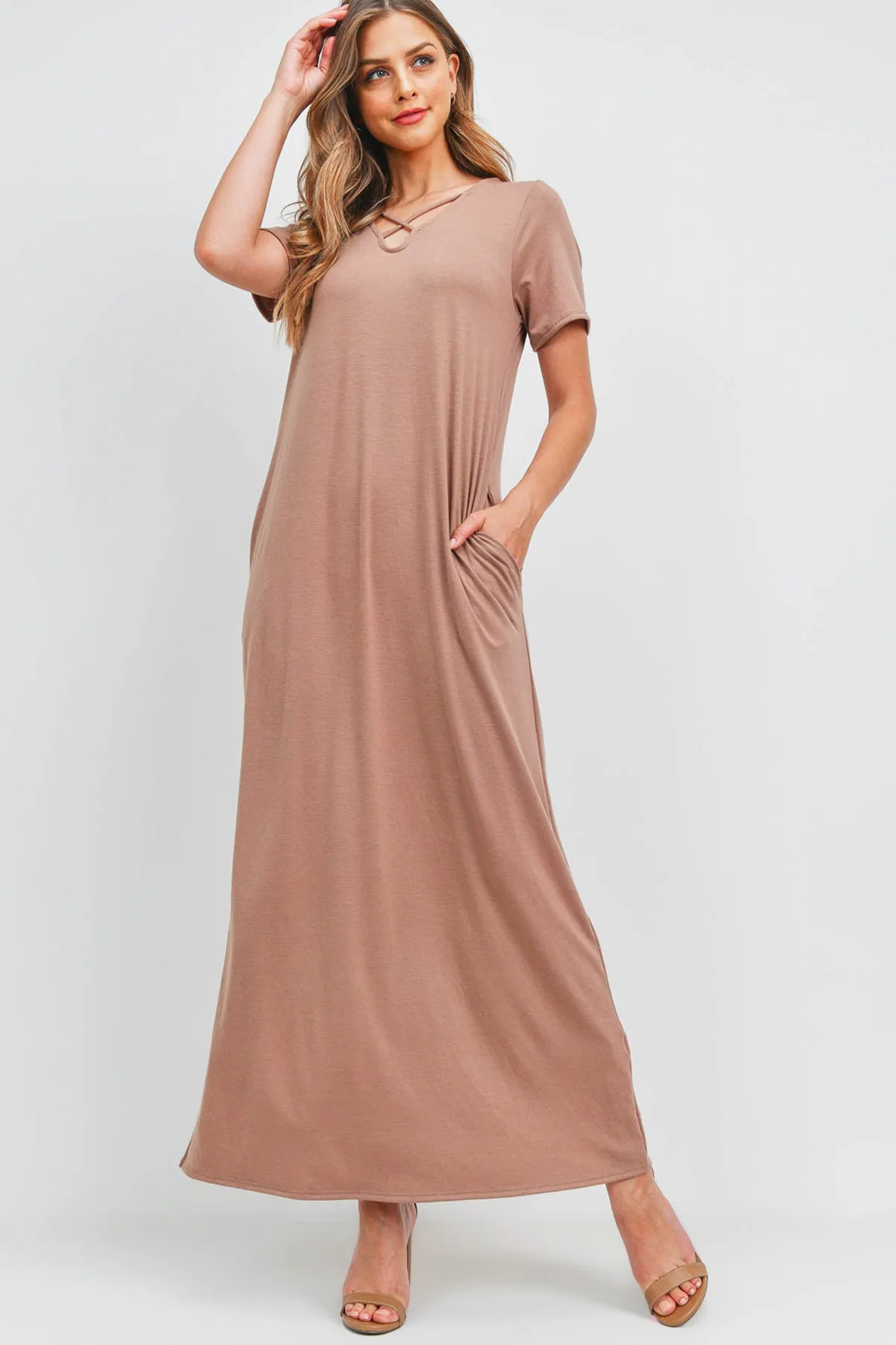 Solid Neck Detail Side Slit Pocket Dress