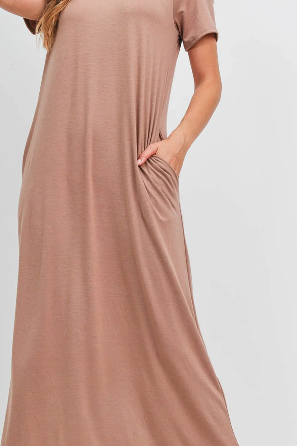 Solid Neck Detail Side Slit Pocket Dress
