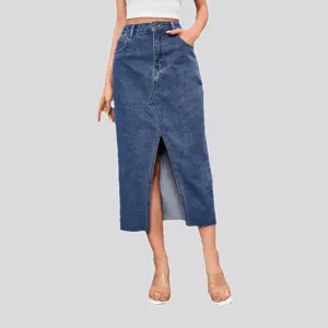 Stylish vent raw hem denim skirt