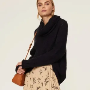 The Odells Slouch OVERSIZED Turtleneck Sweater Small (RENT THE RUNWAY)