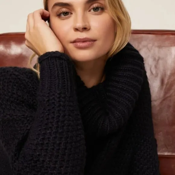 The Odells Slouch OVERSIZED Turtleneck Sweater Small (RENT THE RUNWAY)