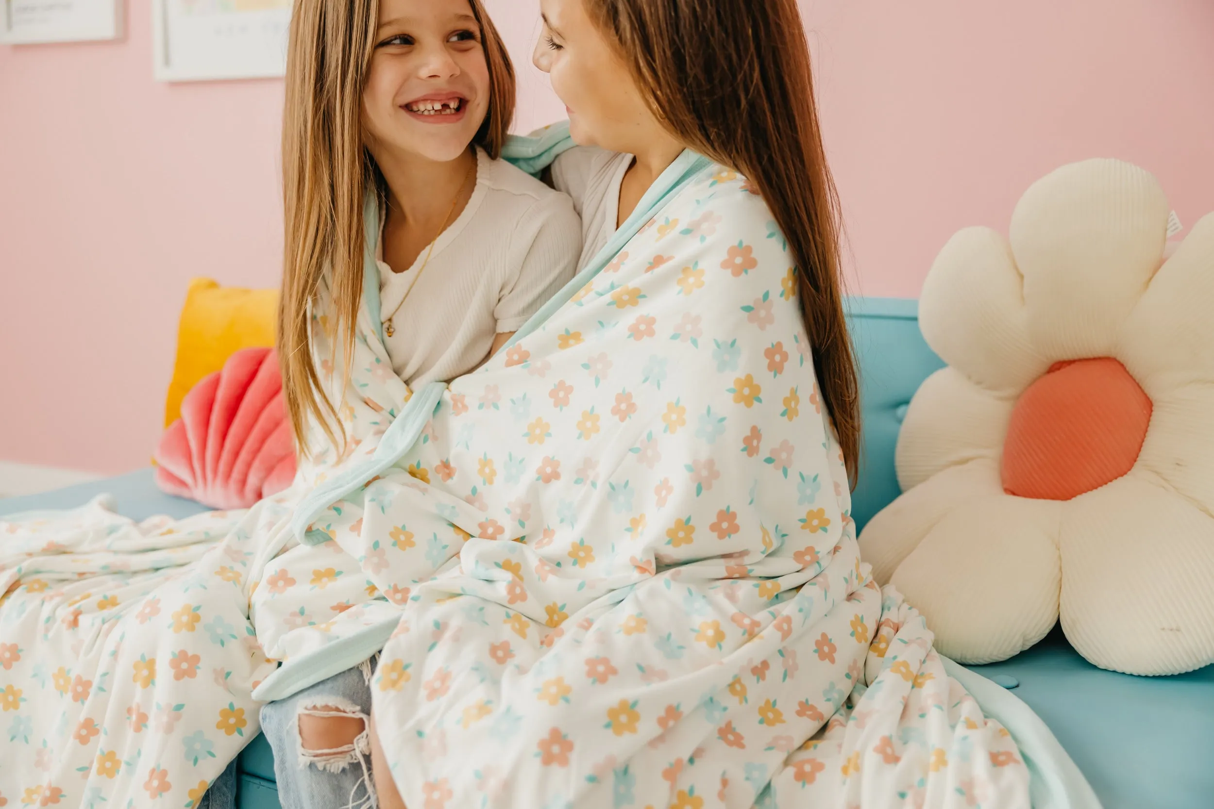 Three-Layer Jumbo Quilt - Daisy