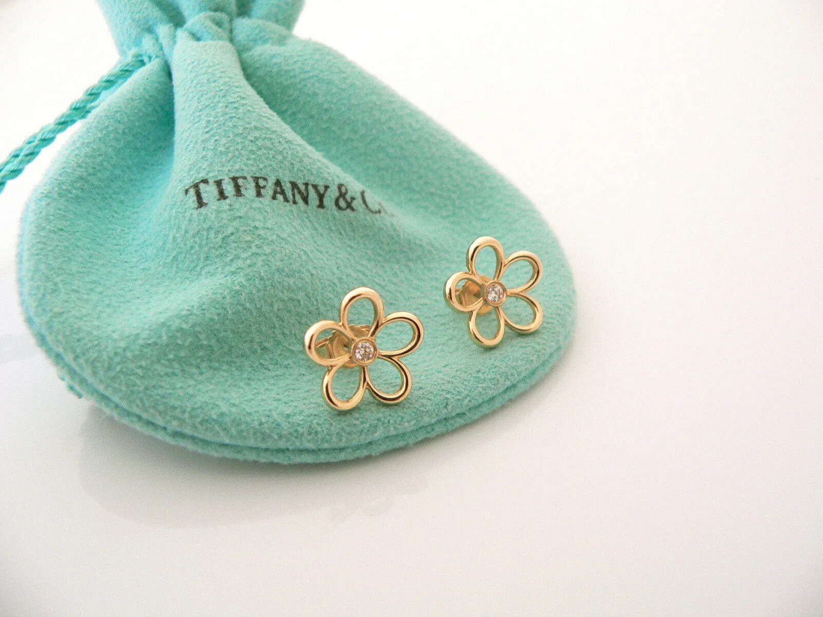 Tiffany & Co Diamonds 18K Gold Flower Earrings Studs Nature Gemstone Gift Pouch
